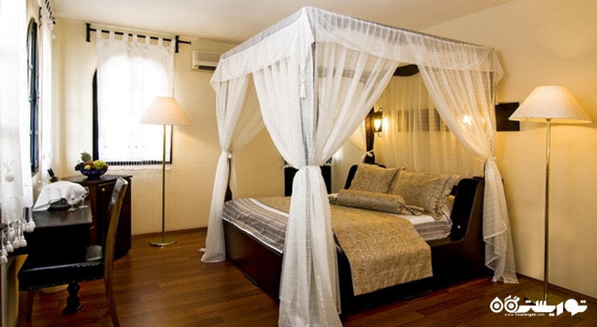 اتاق هانی مون هتل آلتین سرای